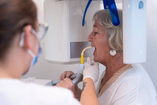 Best Emergency Treatment for Toothache in Tennessee Ridge, TN